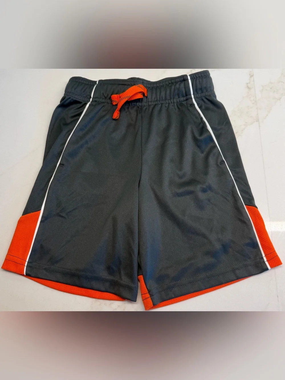 Jumping Beans Active Boys Shorts Bundle Size 4 Gray Athletic 2 Pair